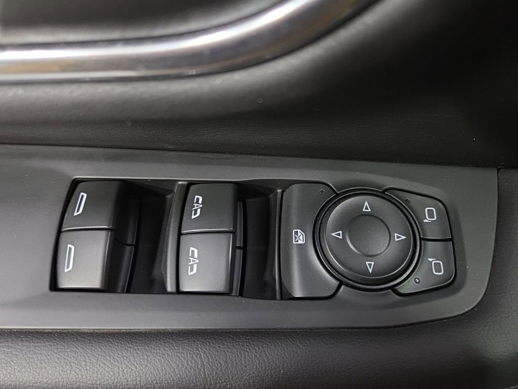 Used 2023 Chevrolet Suburban LS AWD/4WD image 31