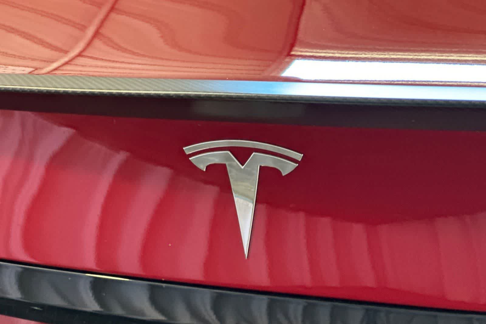 Used 2022 Tesla Model S AWD/4WD image 17