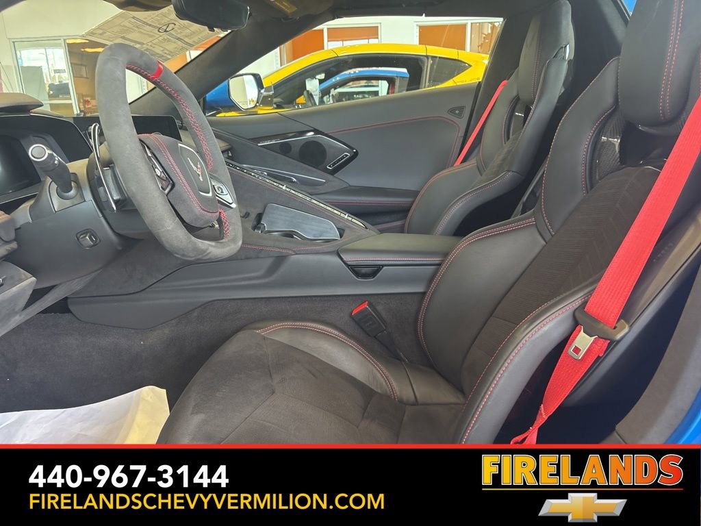 New 2024 Chevrolet Corvette Stingray Premium Conv w/ Stealth Interior Trim Package image 20