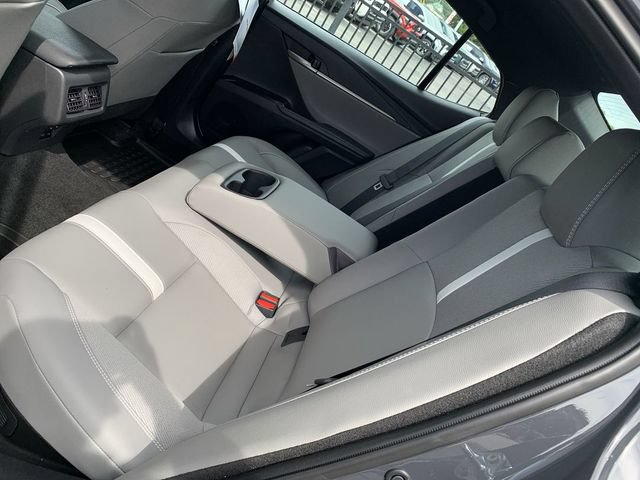 Used 2026 Toyota Camry SE w/ Convenience Package FWD image 10