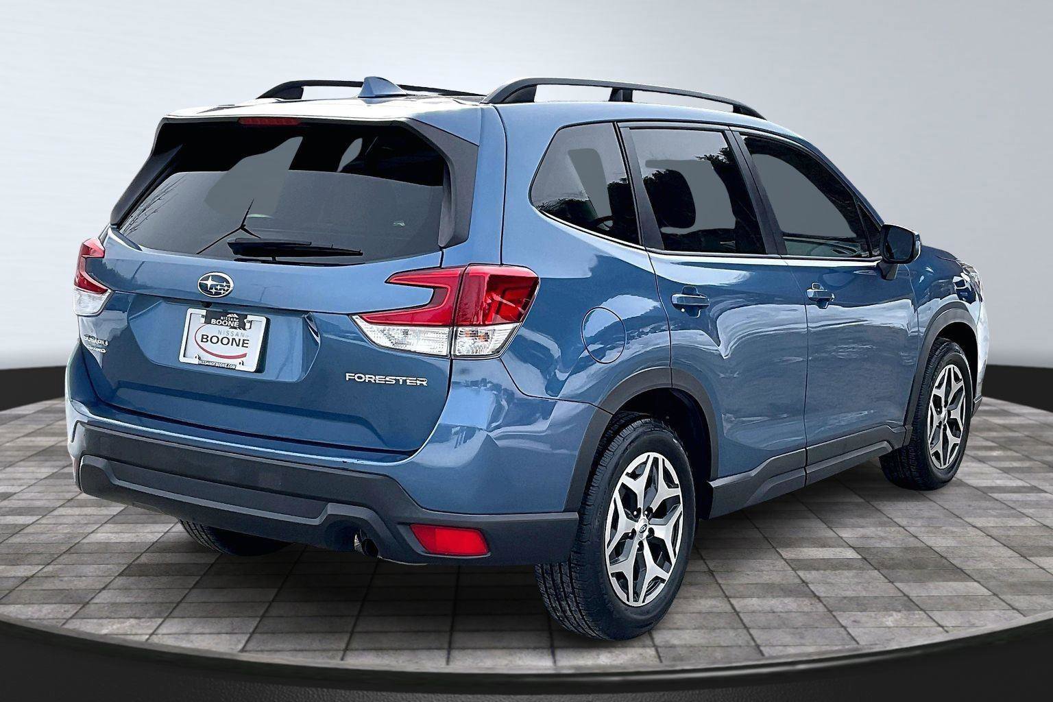 Used 2020 Subaru Forester Premium image 13