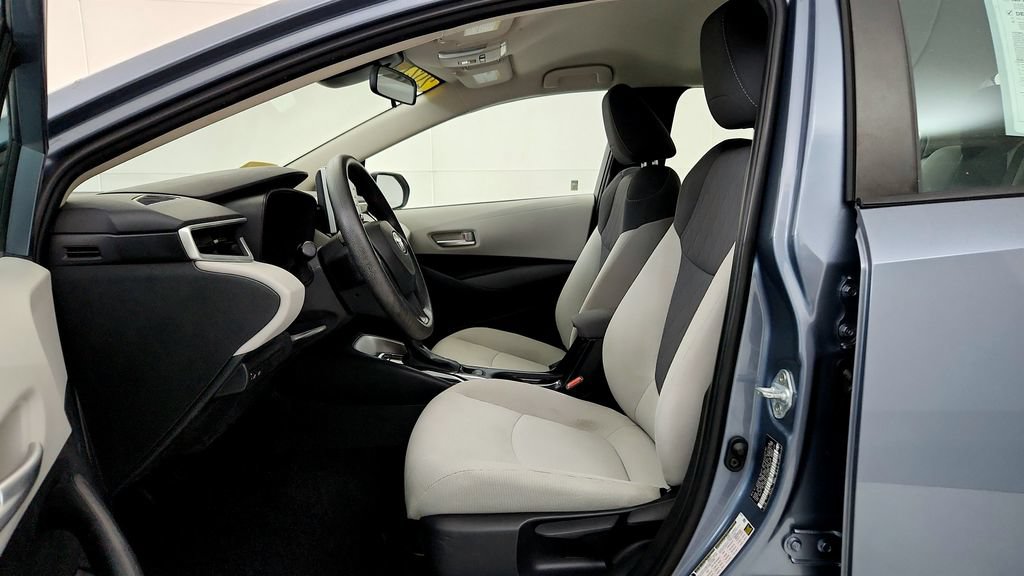 Certified 2021 Toyota Corolla LE w/ Carpet Mat Package (TMS) FWD image 25