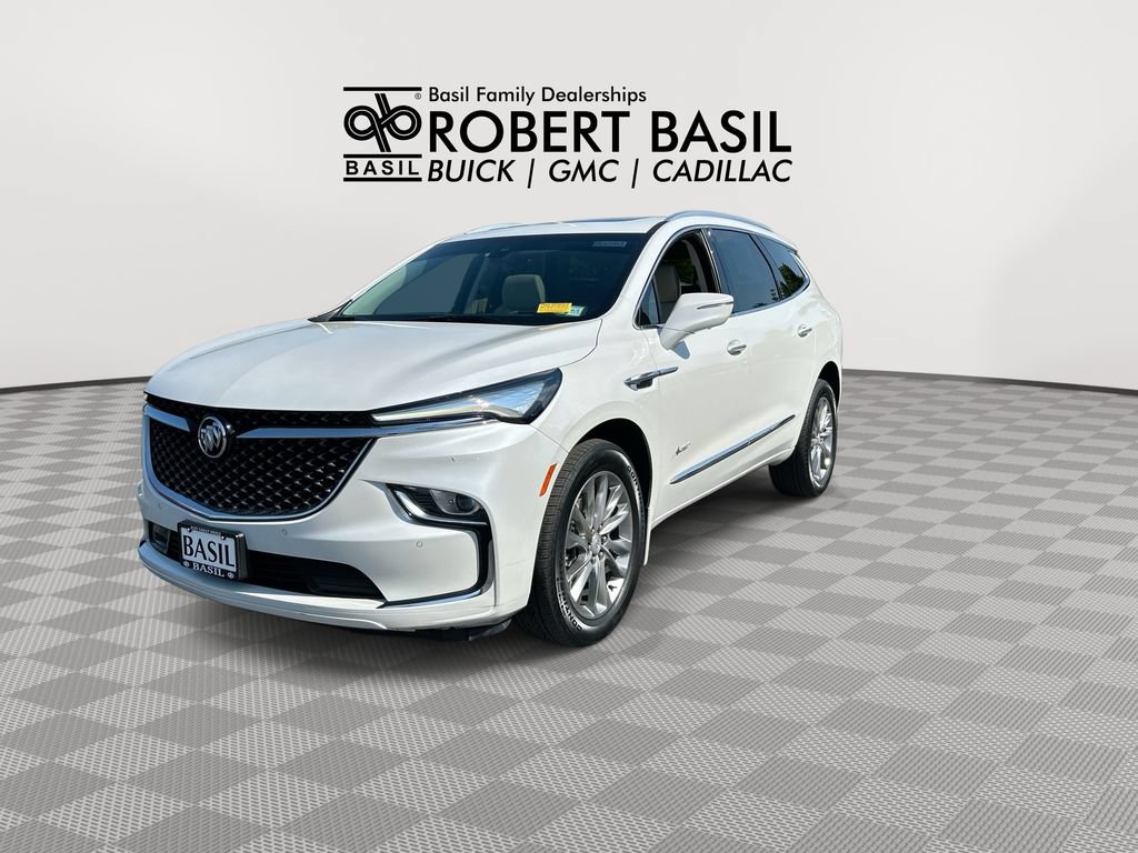 Used 2022 Buick Enclave Avenir AWD/4WD image 4