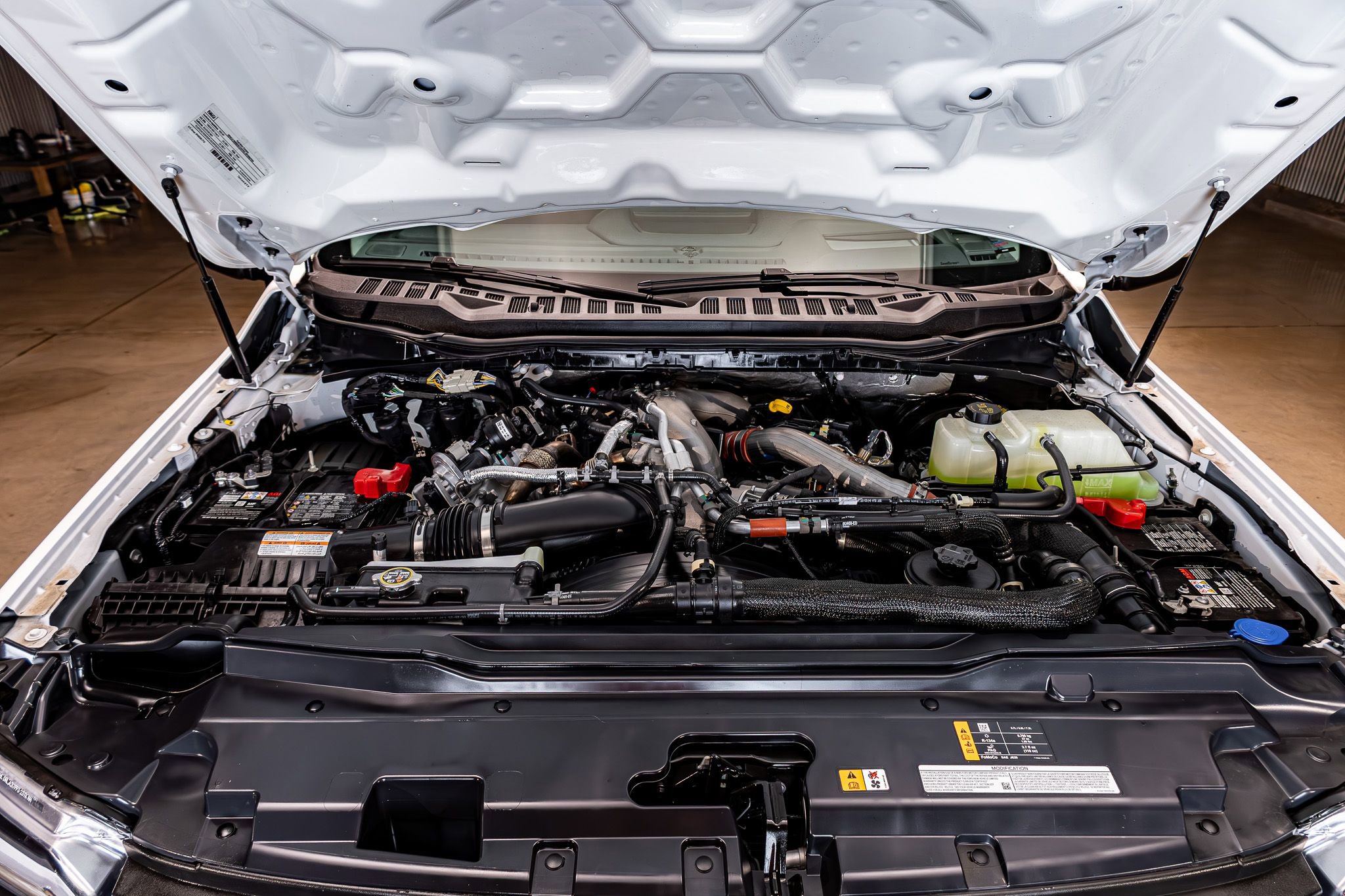 Used 2025 Ford F250 Lariat w/ Lariat Ultimate Package image 32