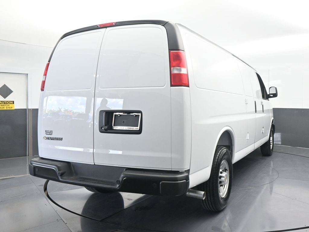 New 2025 Chevrolet Express 3500 Extended w/ Driver Convenience Package RWD image 5
