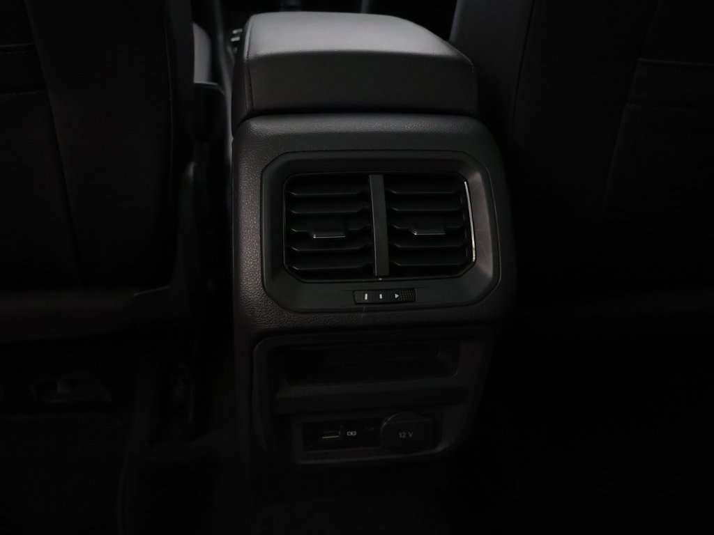 Used 2019 Volkswagen Tiguan SEL Premium R-Line image 43