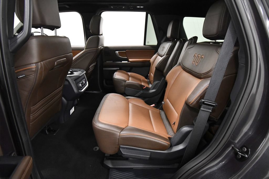 Used 2025 Ford Expedition King Ranch AWD/4WD image 15