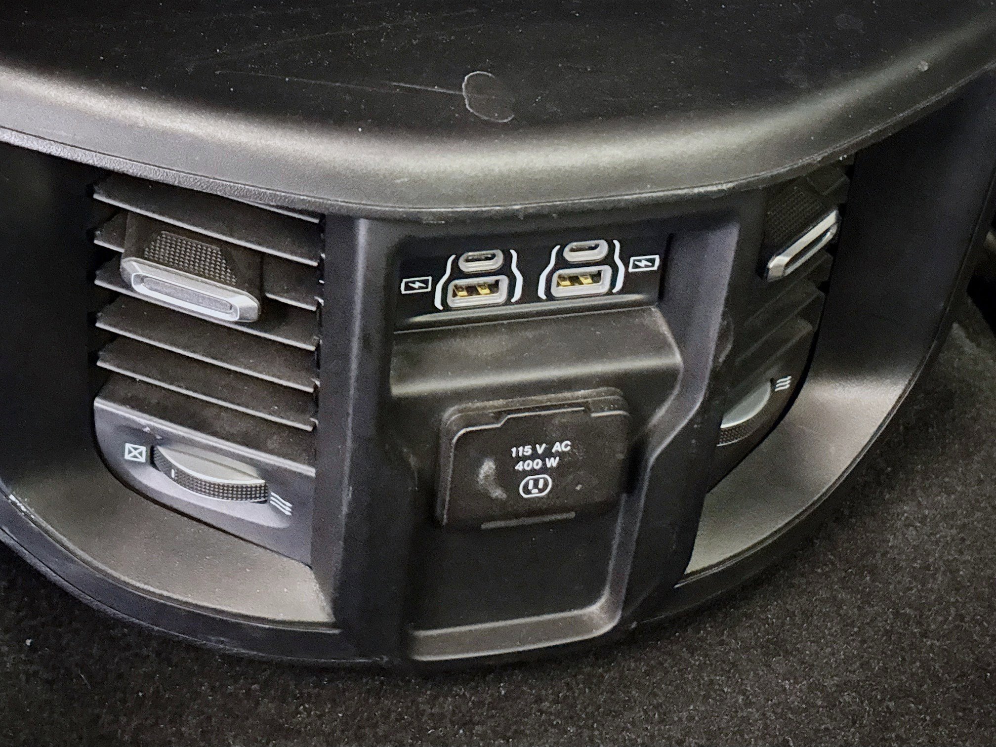 Used 2024 RAM 2500 Laramie image 16