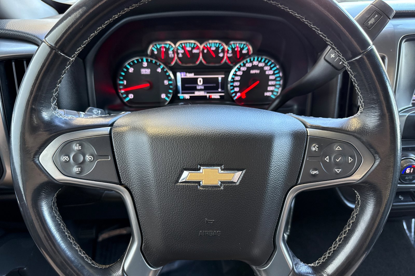 Used 2018 Chevrolet Silverado 1500 LT w/ All Star Edition AWD/4WD image 21