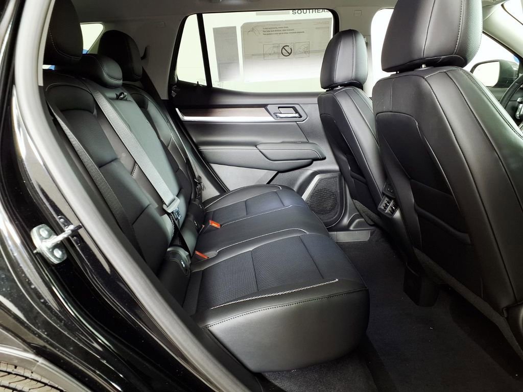 New 2026 GMC Terrain Denali w/ LPO, Black Badging Package AWD/4WD image 10