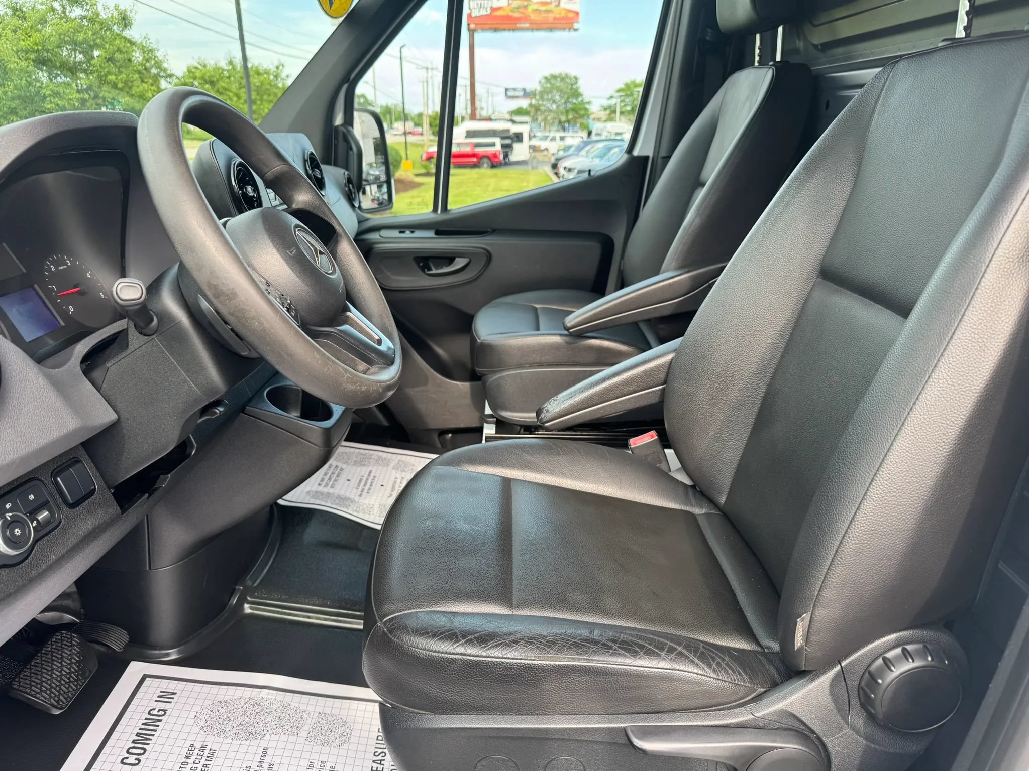 Used 2020 Mercedes-Benz Sprinter 3500 w/ Driver Convenience Package image 9