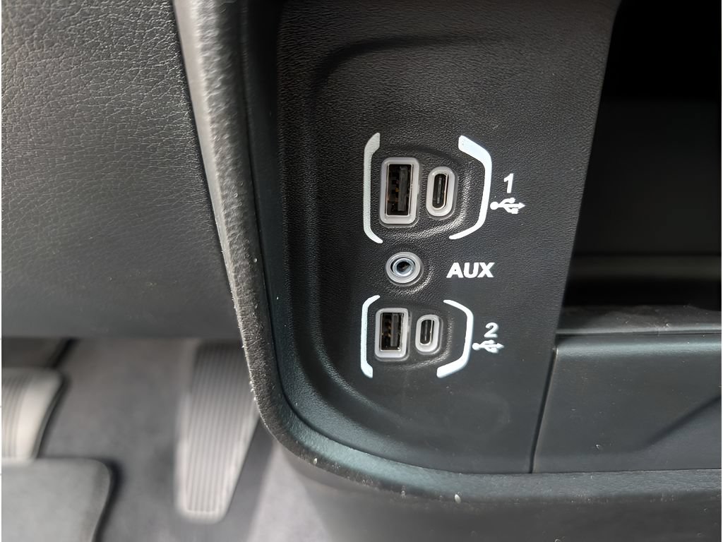 New 2026 RAM 2500 Tradesman AWD/4WD image 24