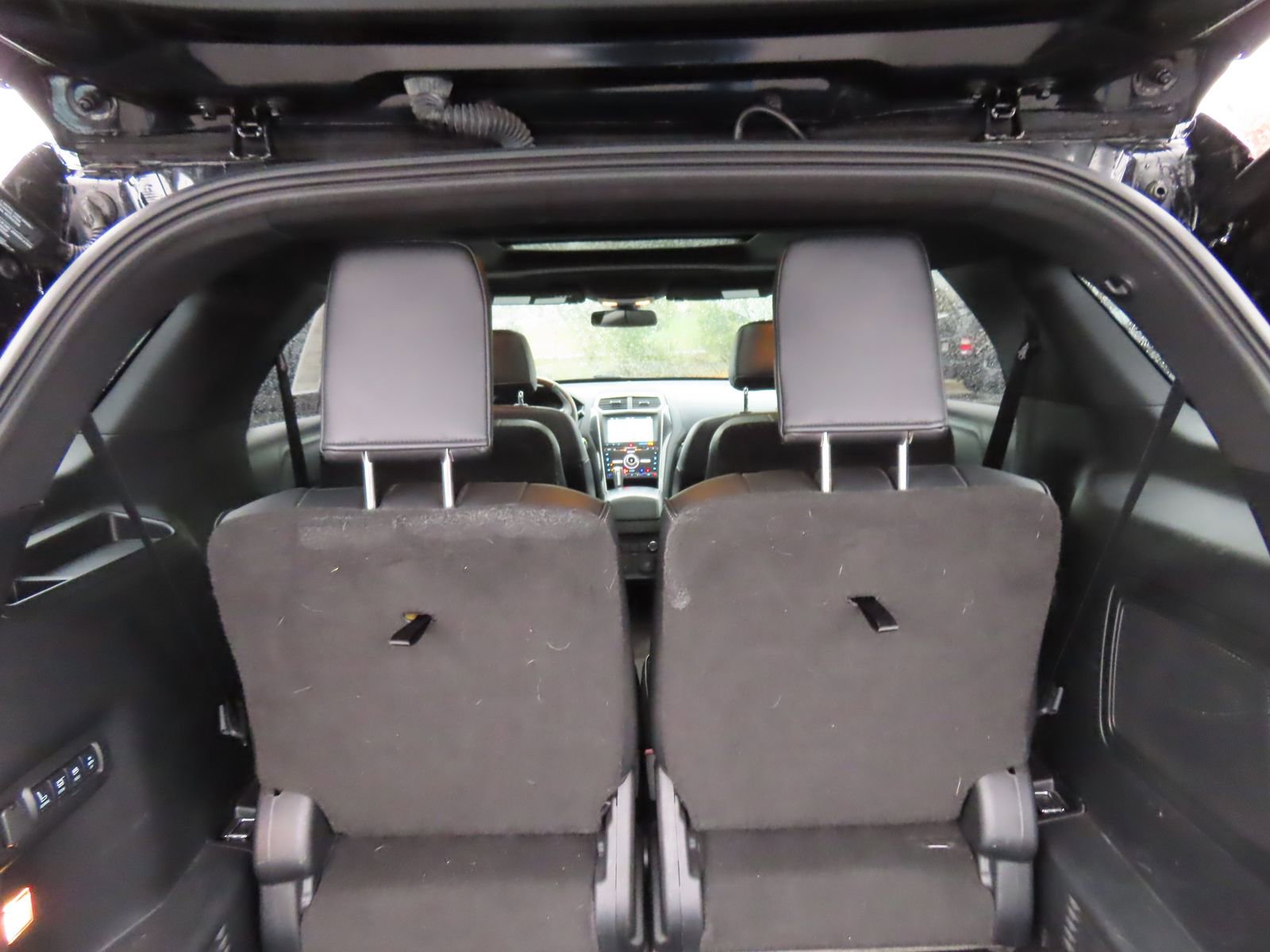 Used 2017 Ford Explorer Platinum image 39