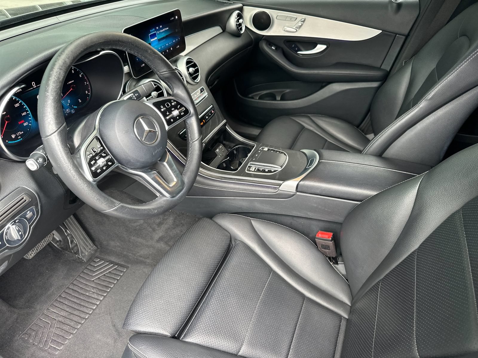 Used 2021 Mercedes-Benz GLC 300 image 10