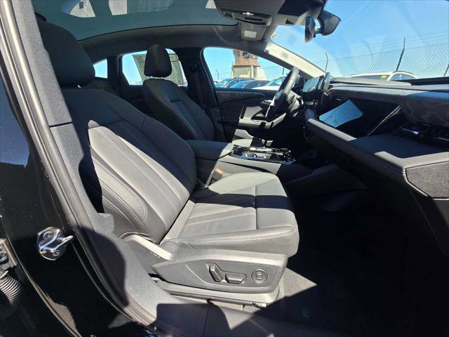 Used 2025 Audi A6 e-tron Premium Plus w/ Premium Plus AWD/4WD image 11