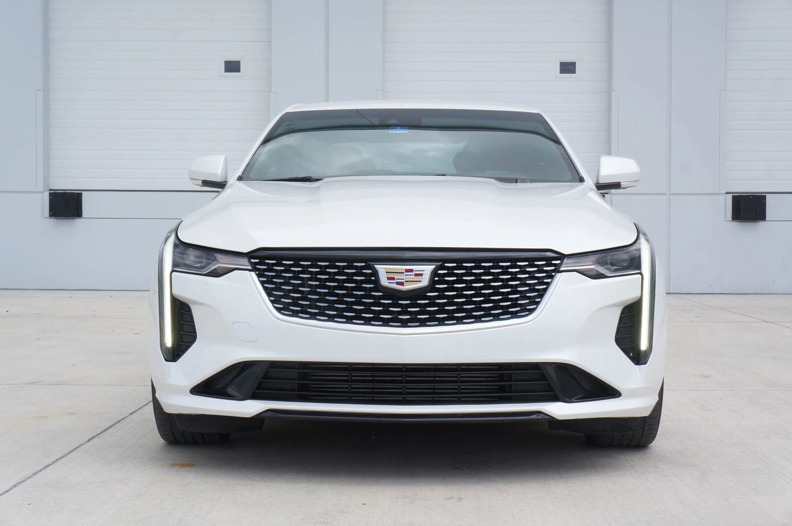 Used 2021 Cadillac CT4 Luxury RWD image 3