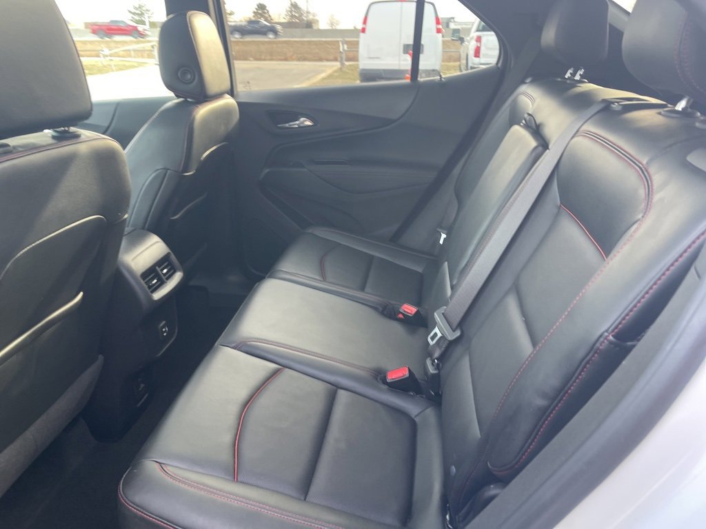 Certified 2023 Chevrolet Equinox RS w/ RS Leather Package image 11