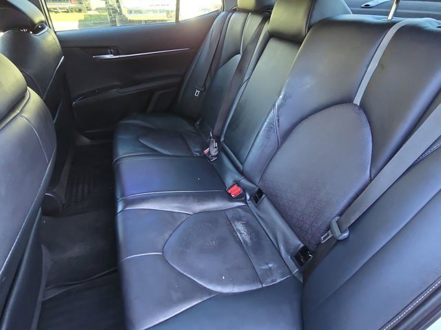 Used 2020 Toyota Camry XSE image 16