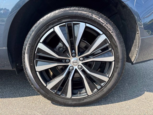 Used 2024 Volvo XC60 B5 Plus w/ Protection Package Premier AWD/4WD image 9