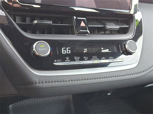 Certified 2024 Toyota Corolla SE w/ Convenience Package FWD image 15