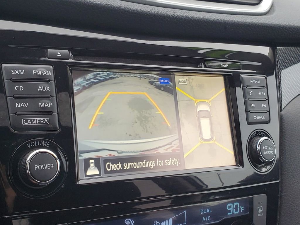 Used 2015 Nissan Rogue SL w/ SL Premium Package image 26