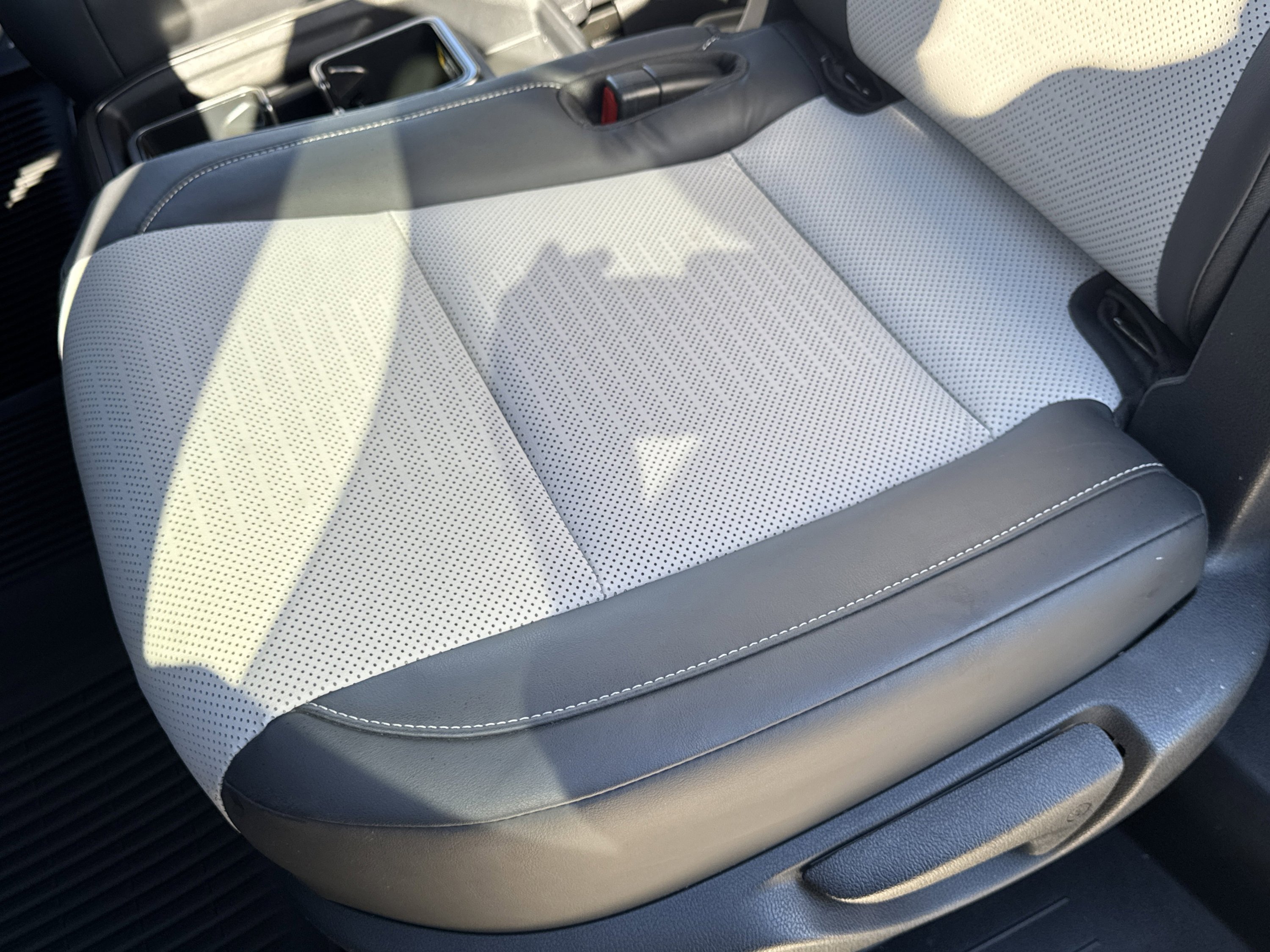 Used 2024 Lexus TX 500h AWD w/ Technology Package image 22