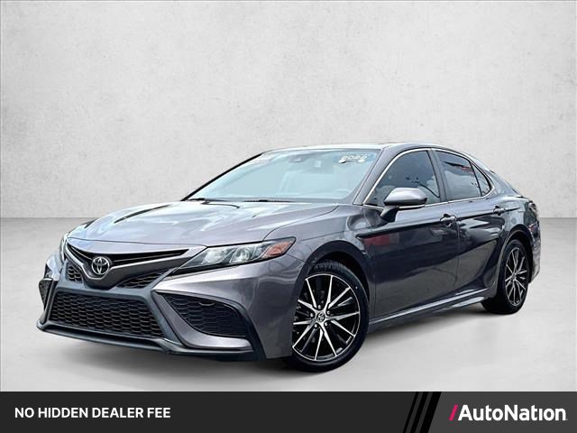 Used 2022 Toyota Camry SE w/ Audio Upgrade Package