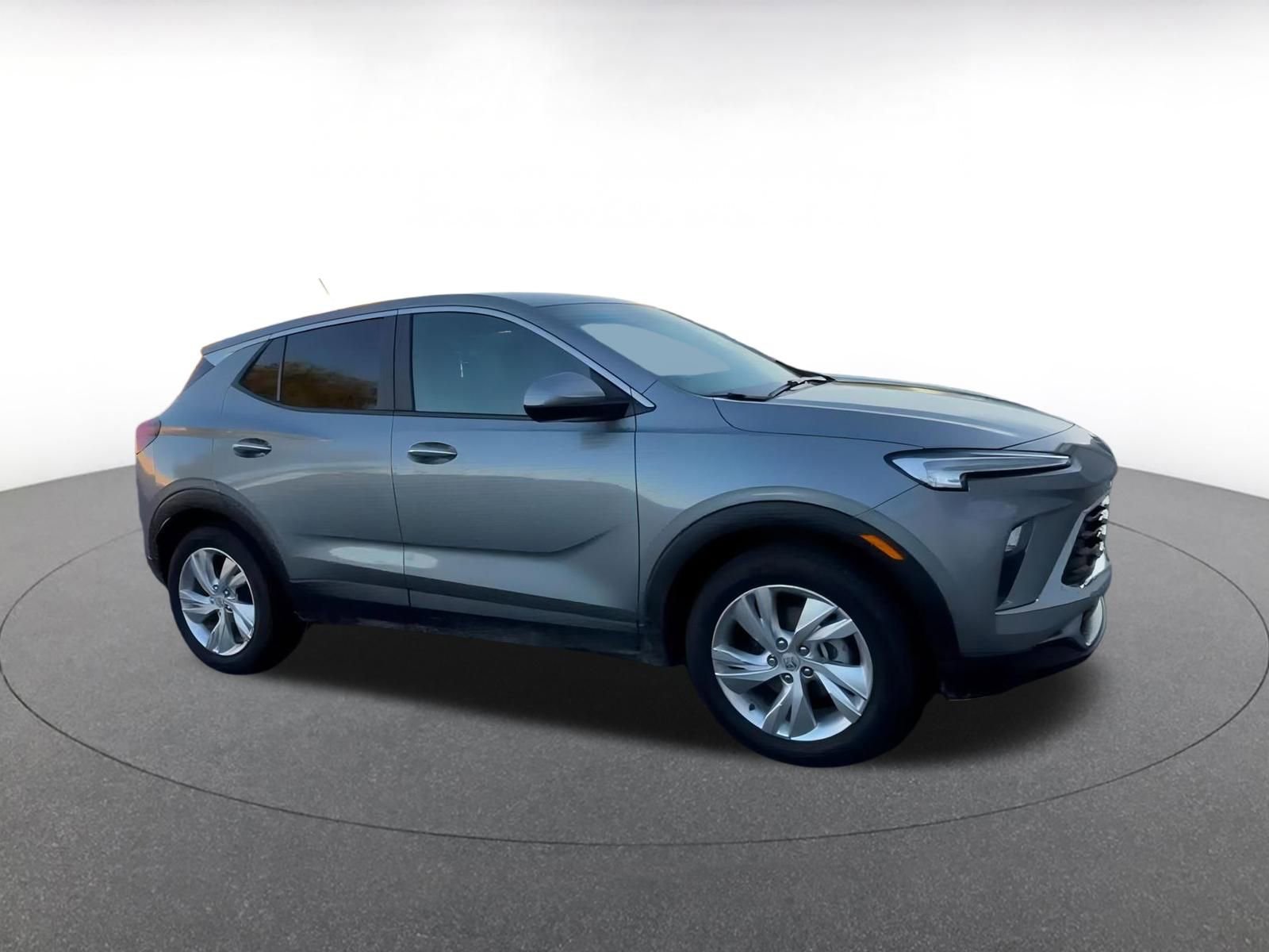 Used 2025 Buick Encore GX Preferred image 2