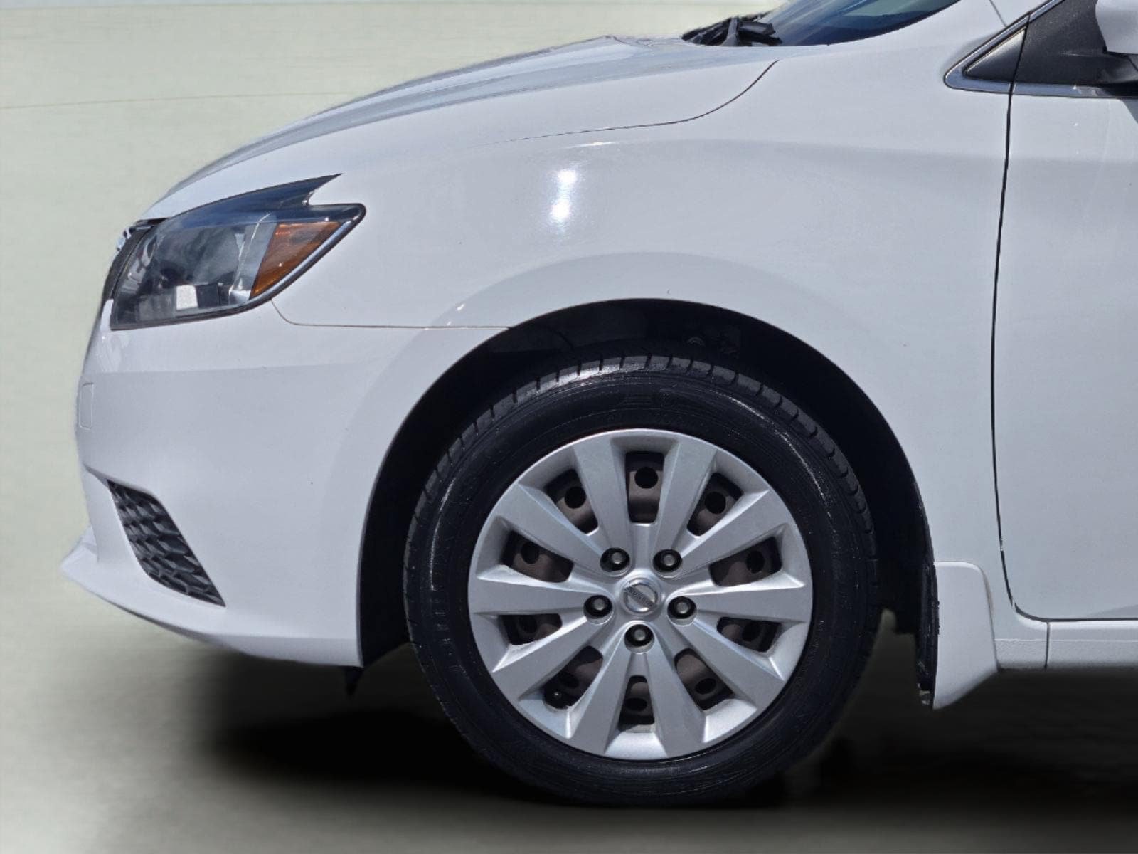 Used 2017 Nissan Sentra S FWD image 9