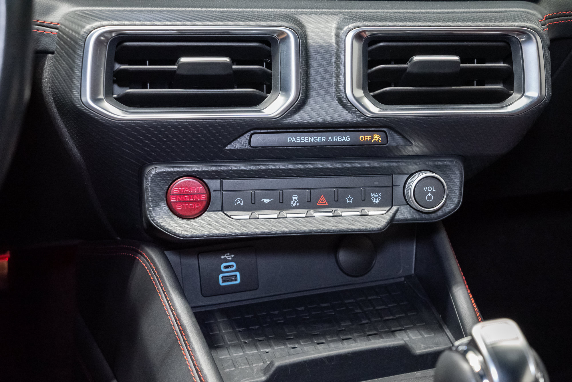 Used 2024 Ford Mustang GT Premium RWD image 21