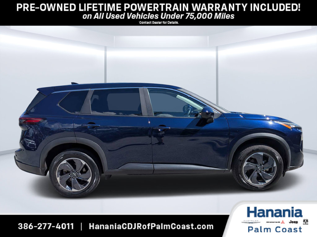 Used 2025 Nissan Rogue SV FWD image 2