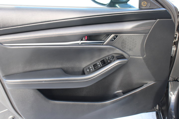 Used 2019 MAZDA MAZDA3 Base image 10