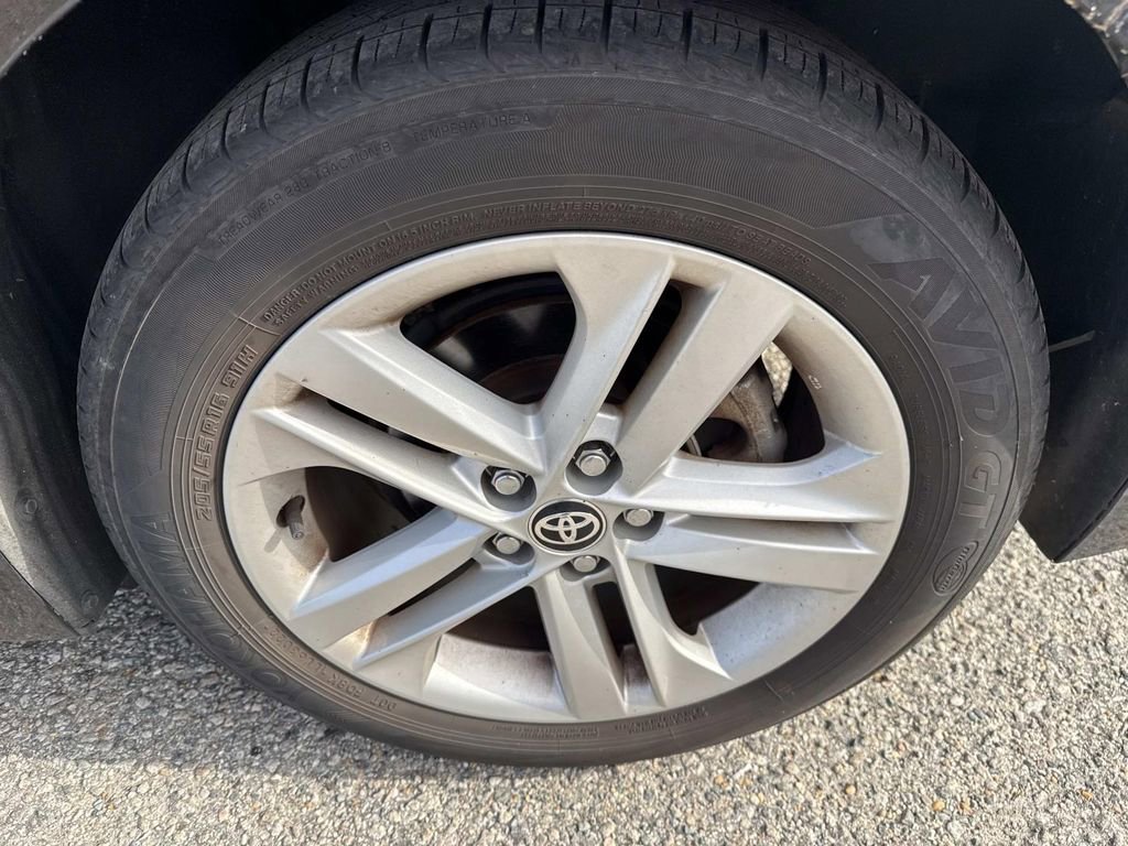 Used 2022 Toyota Corolla SE image 12