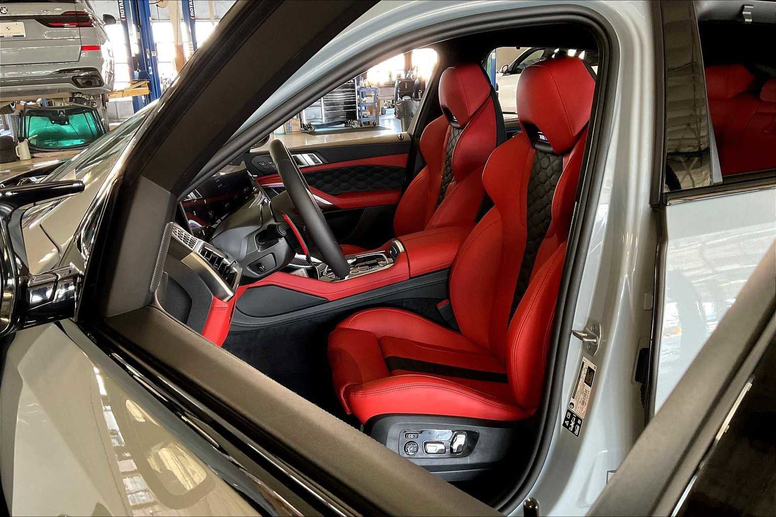 New 2026 BMW X6 M Competition w/ Executive Package image 9