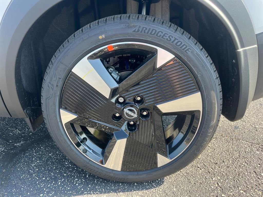 New 2026 Nissan Kicks SR w/ SR Premium Package AWD/4WD image 10