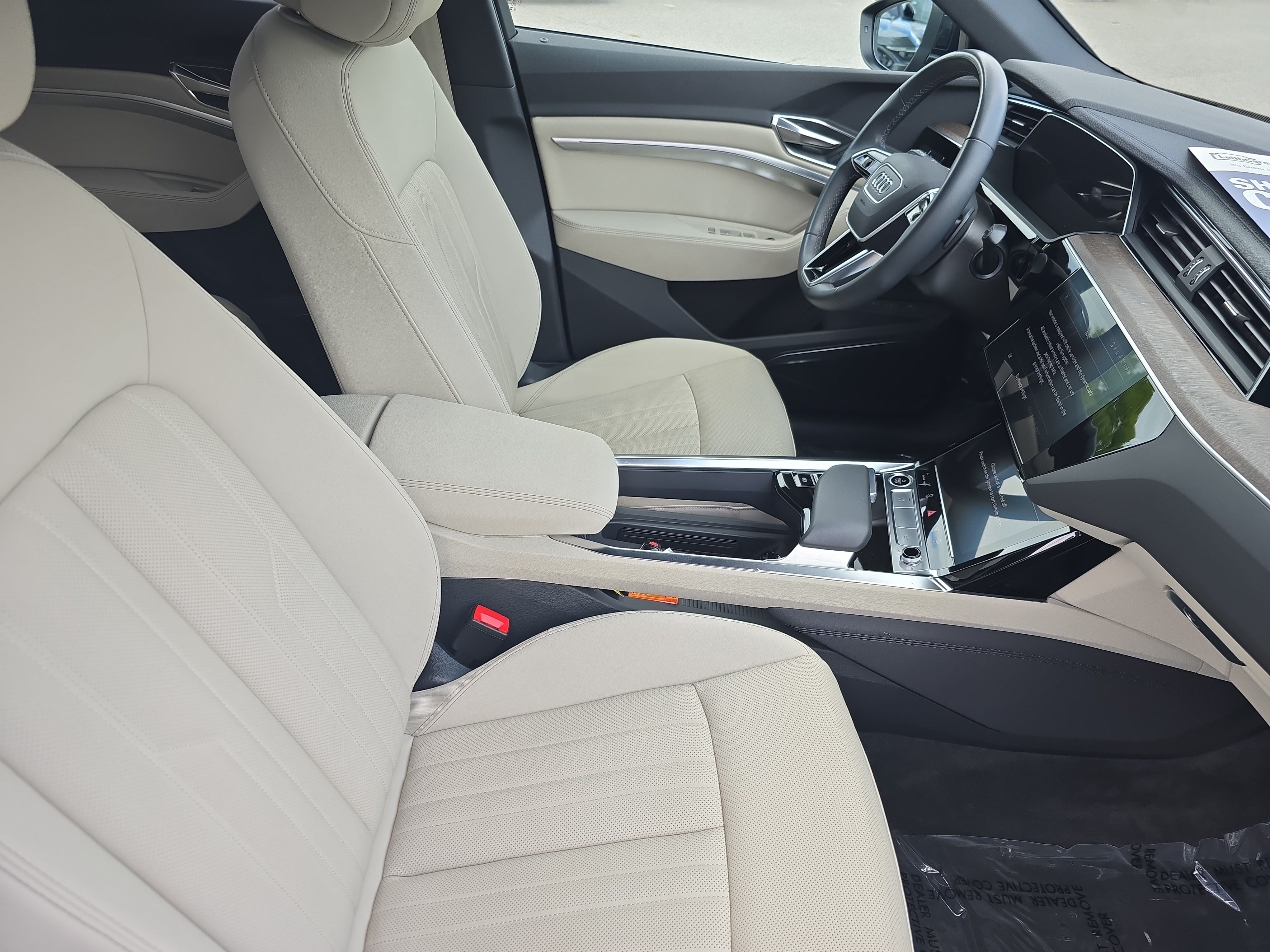 Used 2024 Audi Q8 e-tron Premium Plus w/ Premium Plus Package AWD/4WD image 10