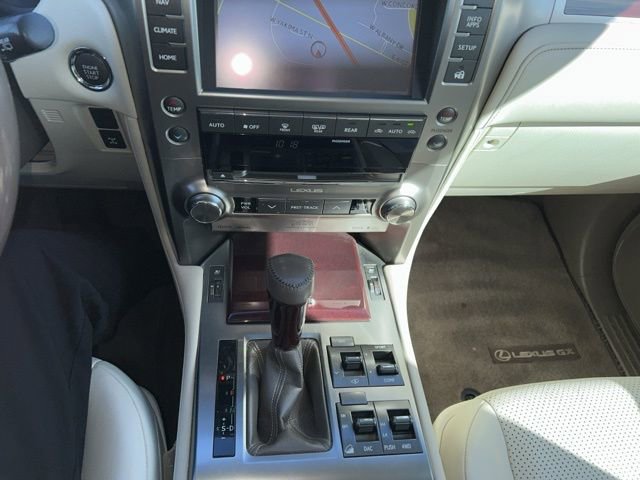 Used 2014 Lexus GX 460 Luxury image 18