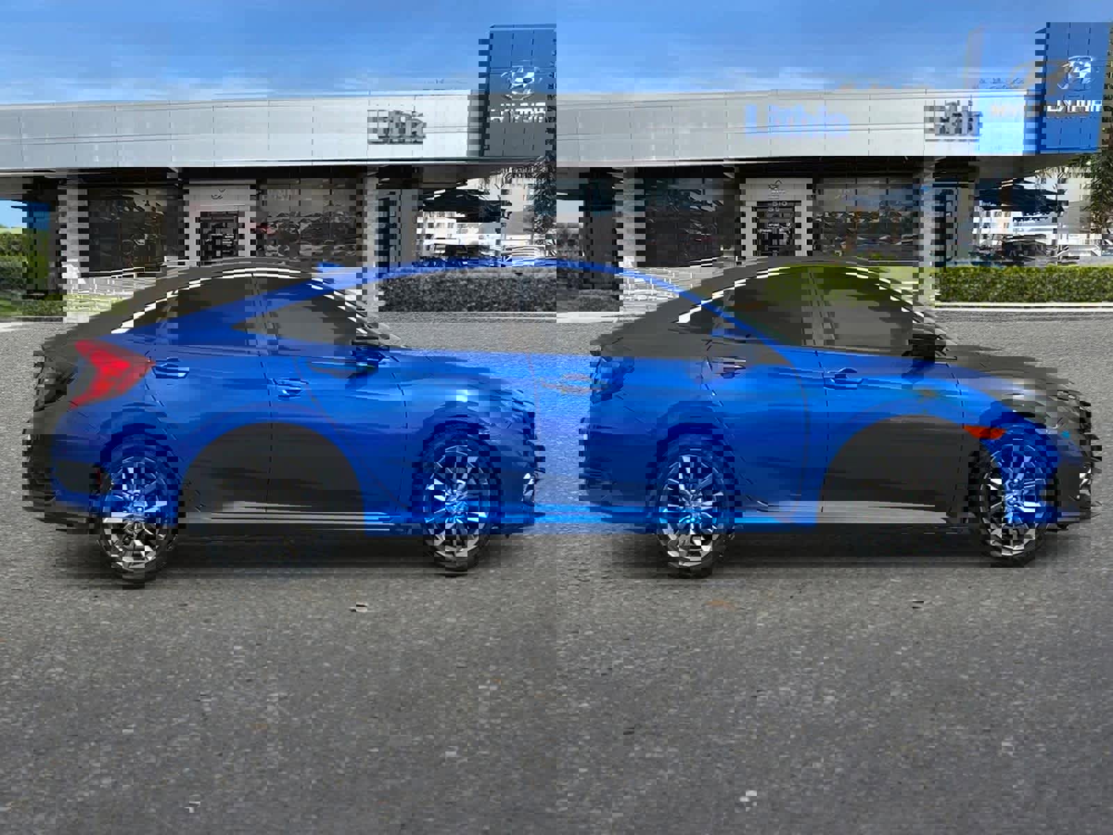 Used 2020 Honda Civic EX image 9