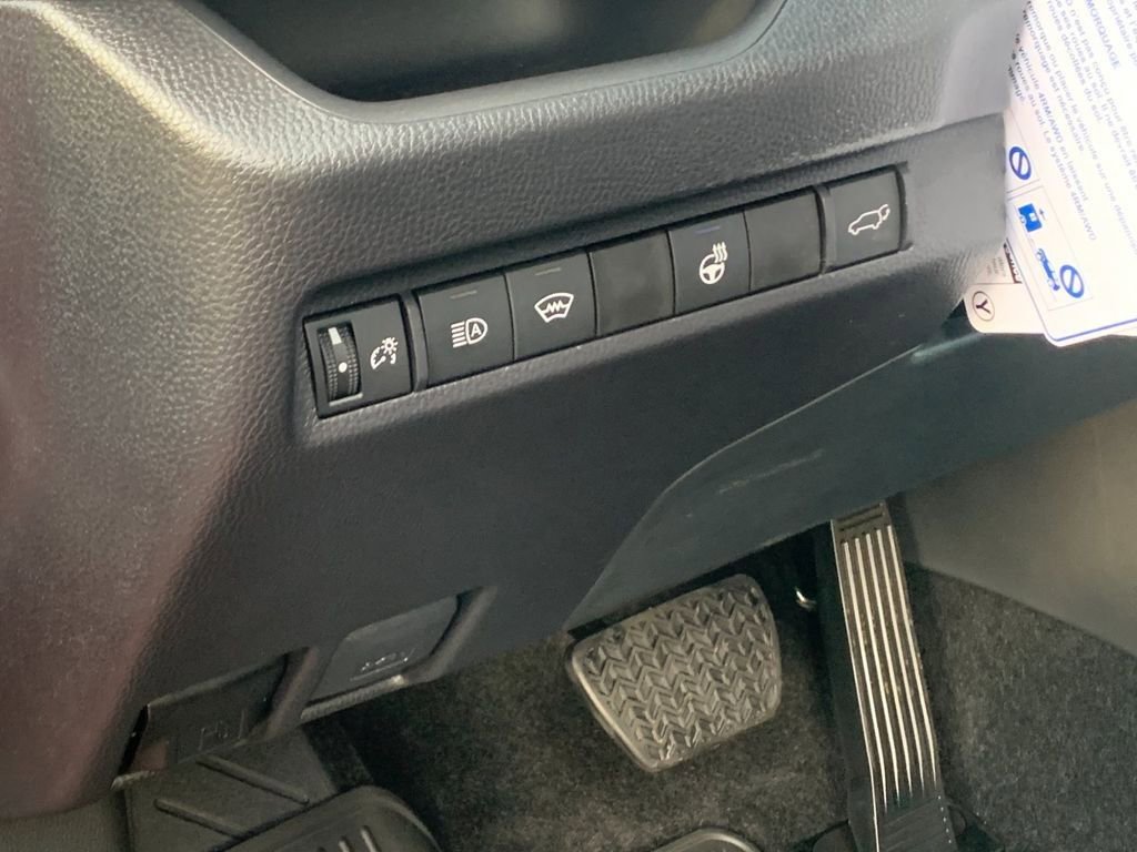 New 2025 Toyota RAV4 XLE w/ Convenience Package image 29