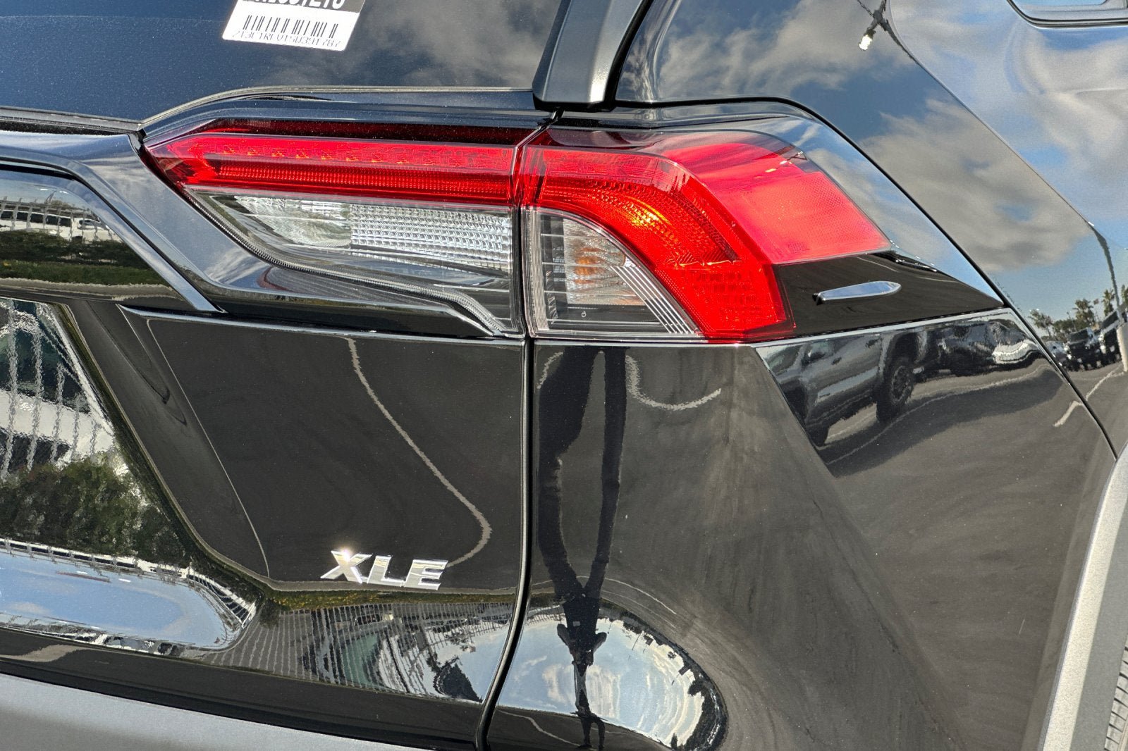 New 2025 Toyota RAV4 XLE Premium FWD image 31