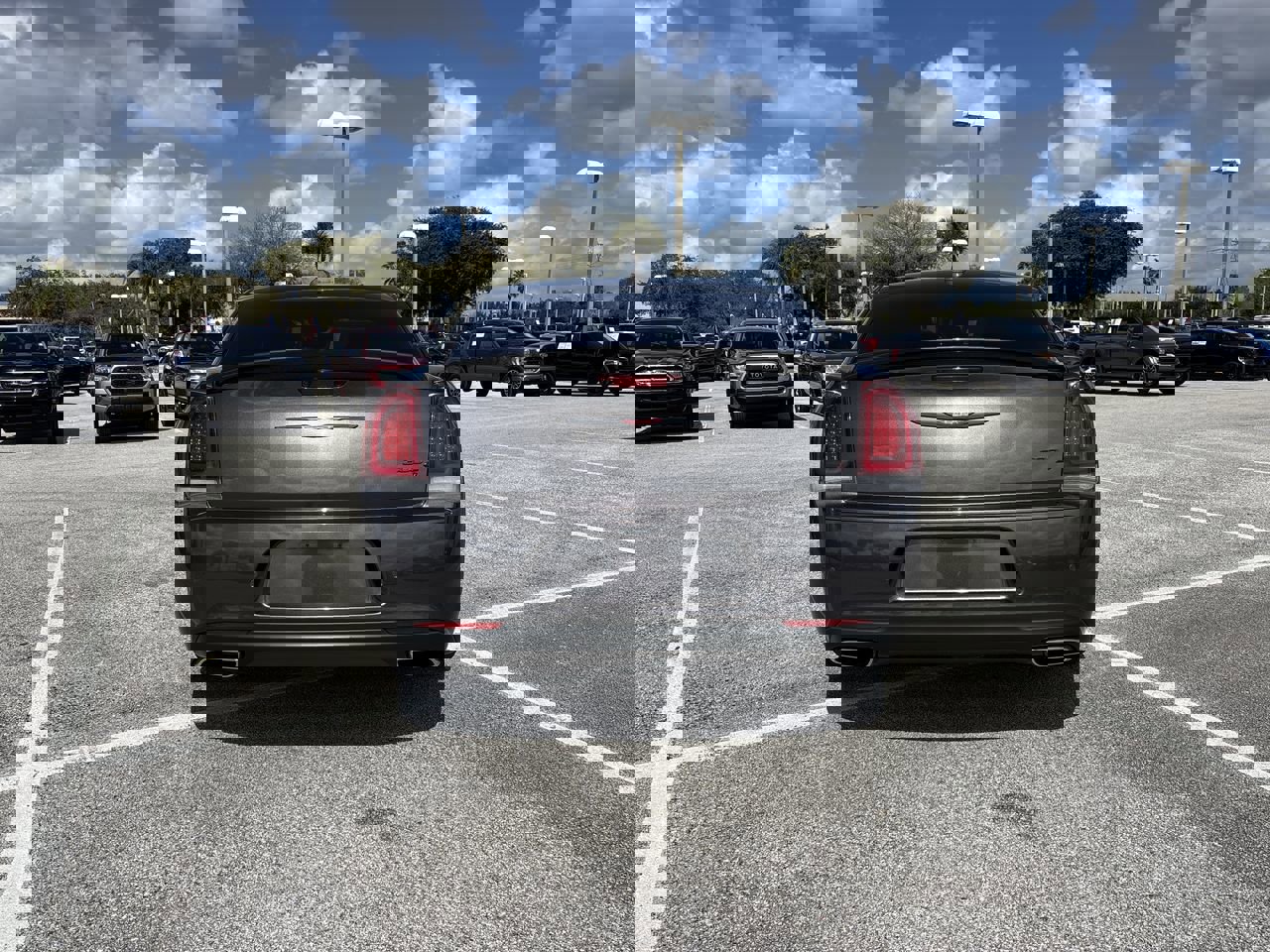 Used 2022 Chrysler 300 S w/ Comfort Group RWD image 4