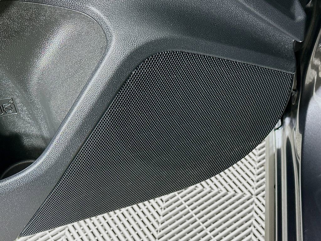 Used 2024 Subaru Crosstrek 2.0i Premium image 25