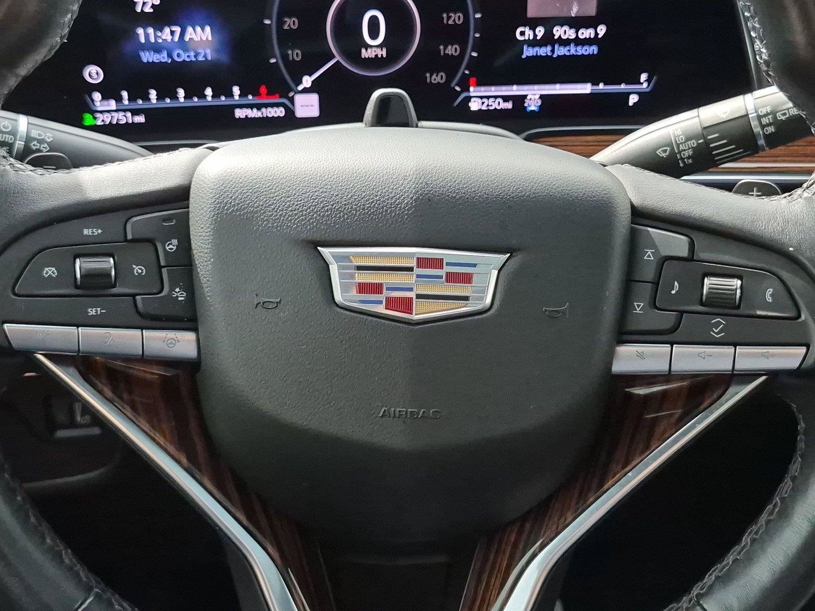 Used 2022 Cadillac Escalade ESV Premium Luxury AWD/4WD image 17