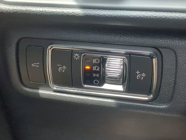 Used 2023 Lincoln Corsair Reserve image 26