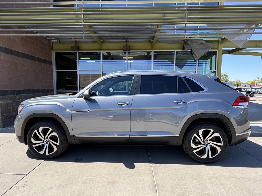 Used 2023 Volkswagen Atlas Cross Sport SEL AWD/4WD image 7