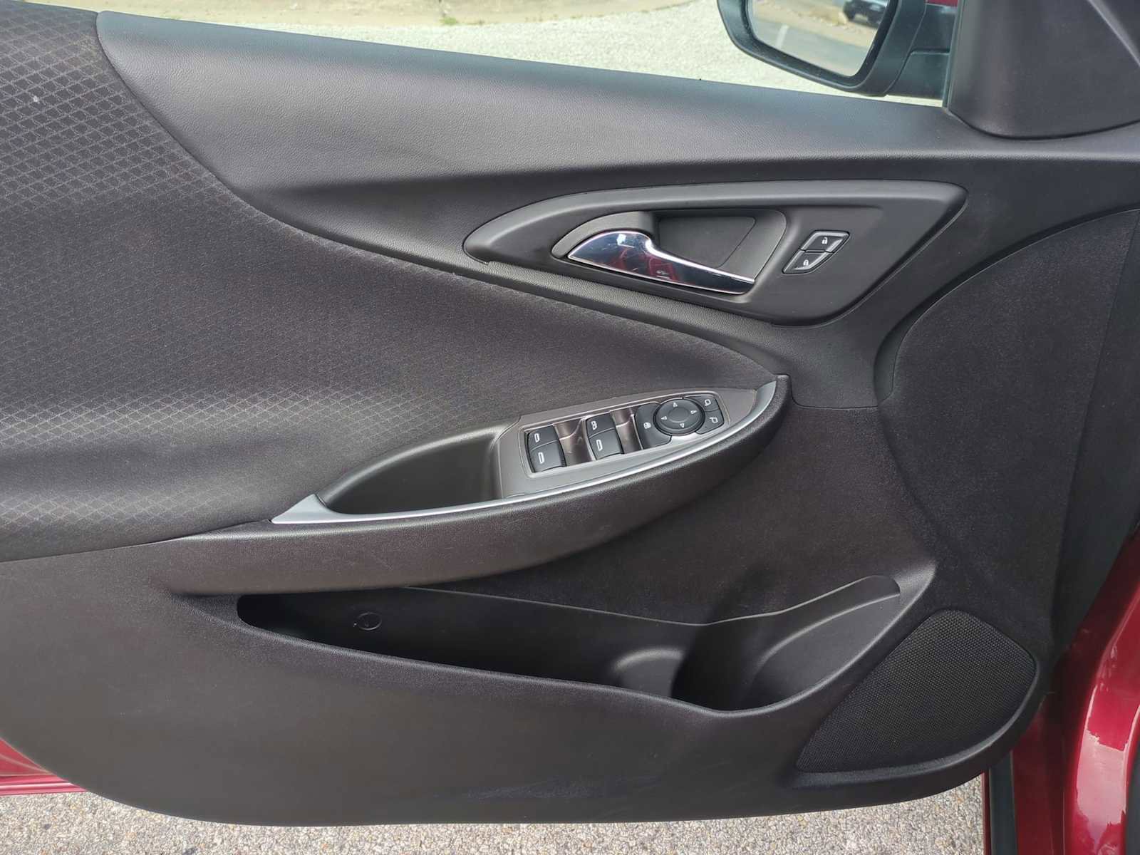 Used 2025 Chevrolet Malibu LT image 20