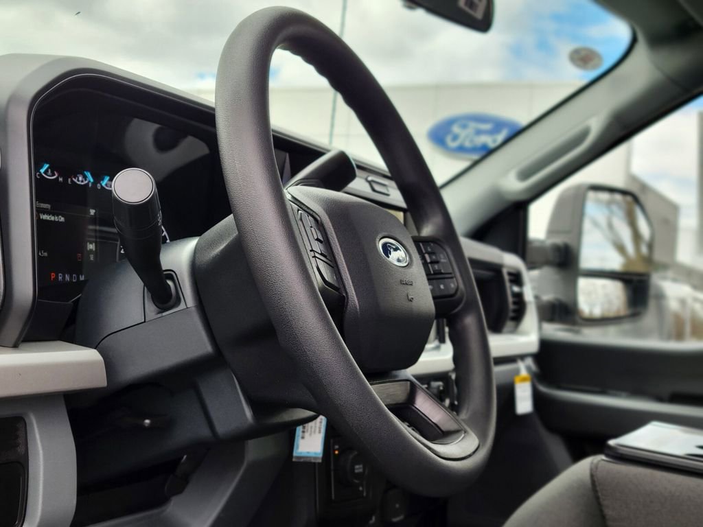 New 2026 Ford F250 4x4 SuperCab Super Duty image 17