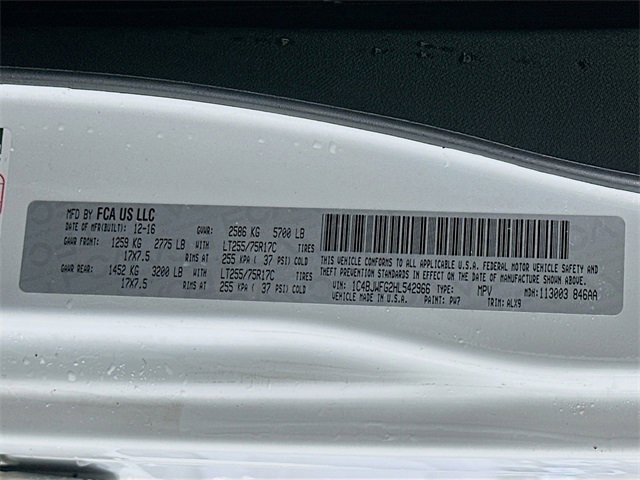 Used 2017 Jeep Wrangler Unlimited Rubicon image 31