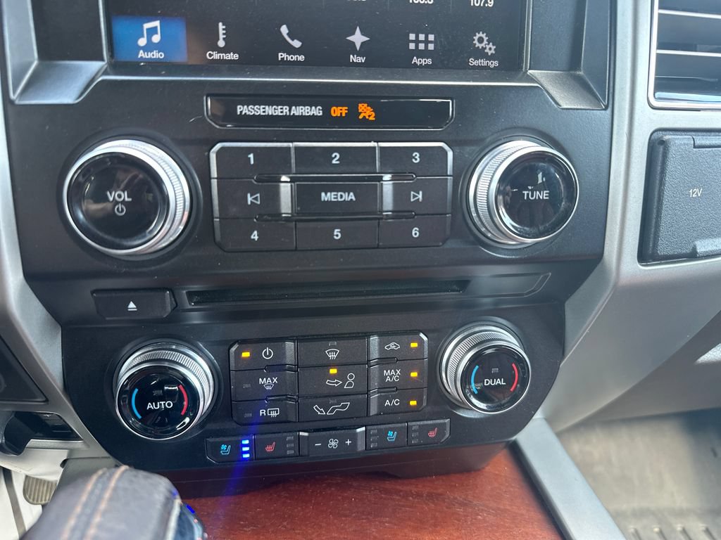Used 2018 Ford F150 King Ranch w/ Equipment Group 601A Luxury AWD/4WD image 16
