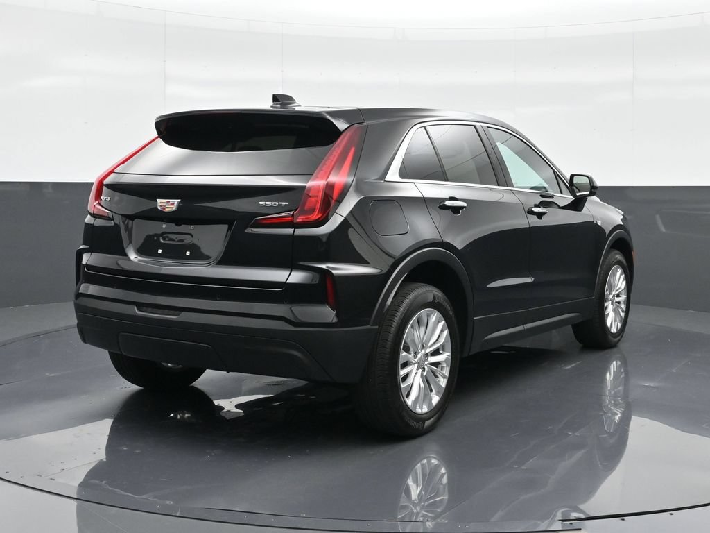 Certified 2024 Cadillac XT4 Luxury FWD image 14